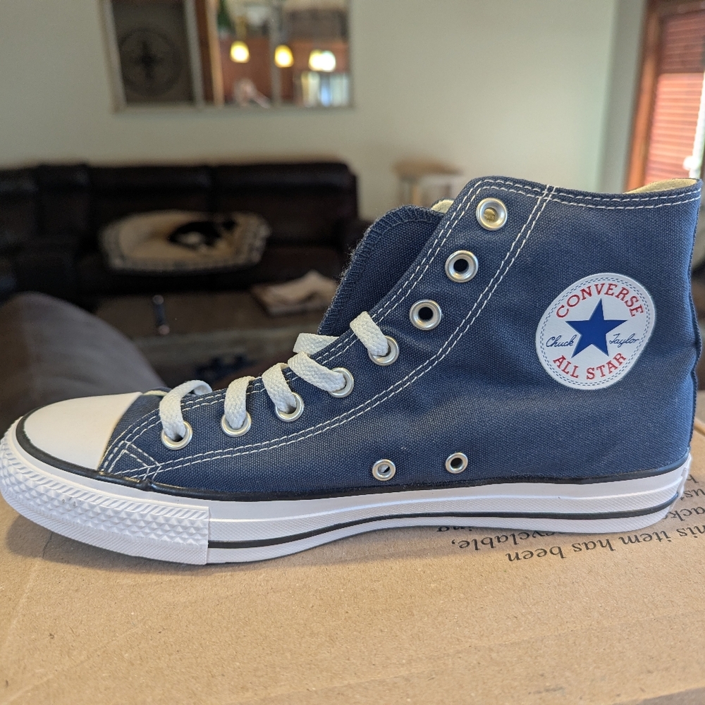 Converse High Top Sneaker in Navy Blue and White